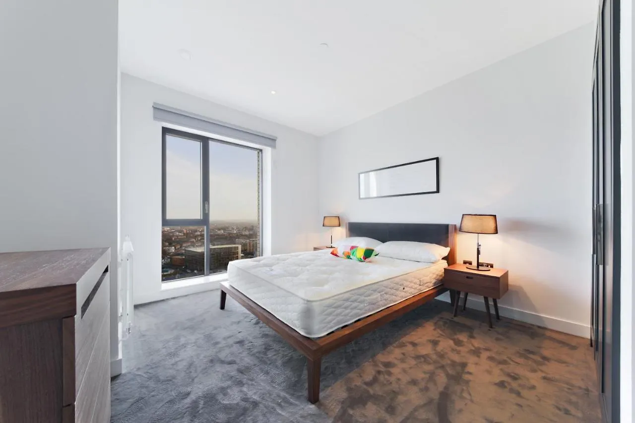 Amazing Flat In A New Modern Building Apartment London United Kingdom
